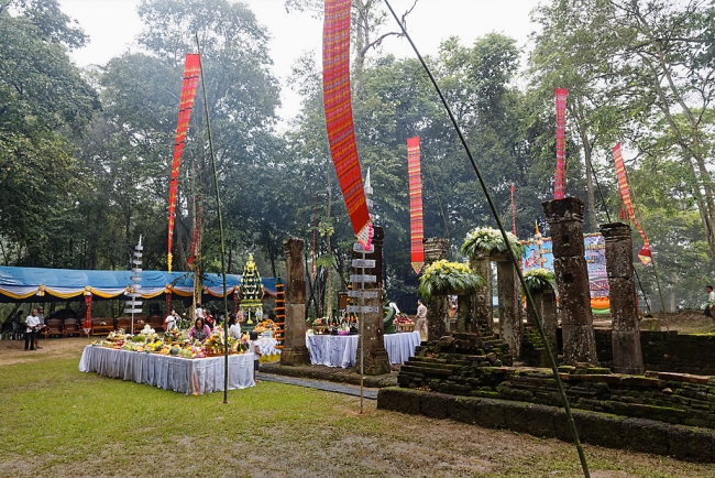 Cérémonie Prasat Don Tuan-013